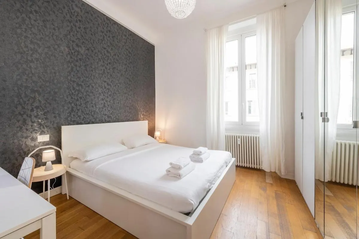 Luxury 3 Bedrooms Apt - B Home Milão 0*,