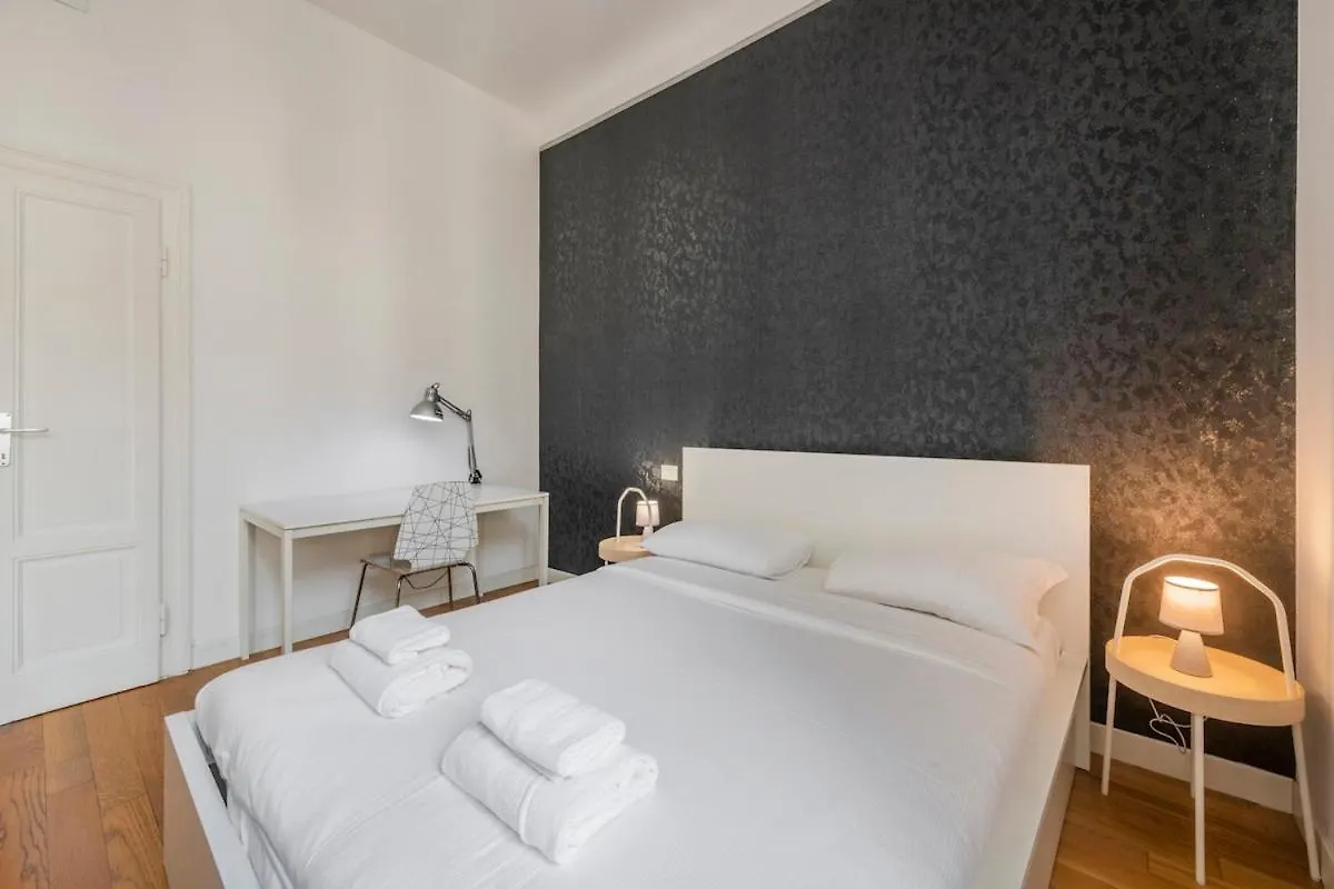 Luxury 3 Bedrooms Apt - B Home Milão Itália
